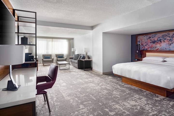 Room 5 of 38